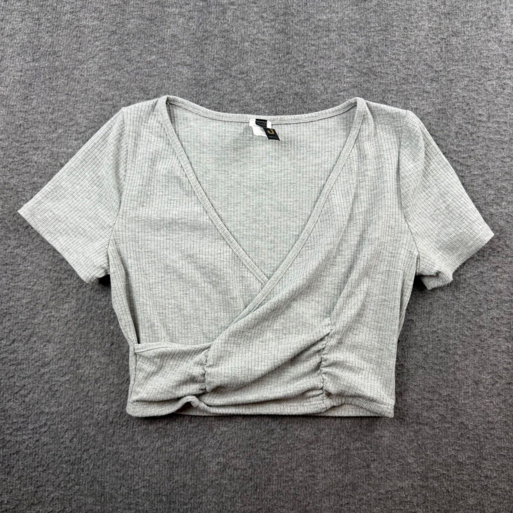 Uptown Surplice Crop Top Women's Small Gray Ribbed Short Sleeve Wrap Front T6159